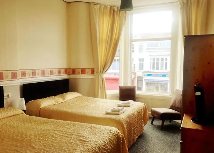 St Elmo Hotel